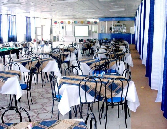 Рестораны и бары - База отдыха «Золотая бухта» Пицунда