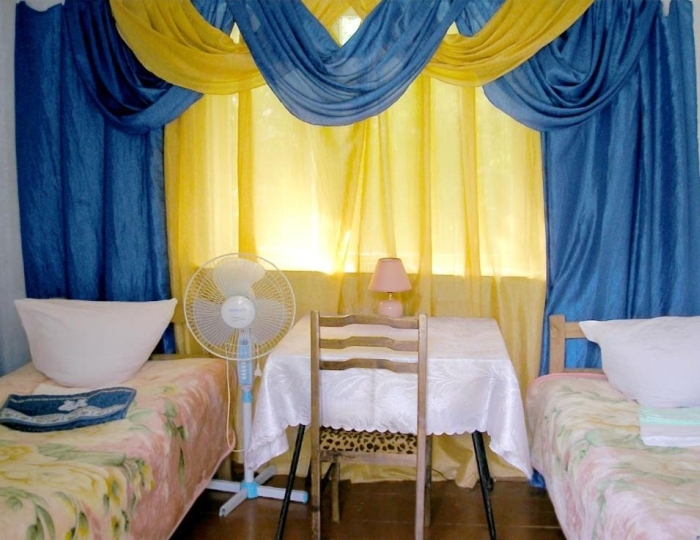 Эконом 2-местный 1-комнатный с удобствами на блок (Летний домик) - База отдыха «Золотая бухта» Пицунда